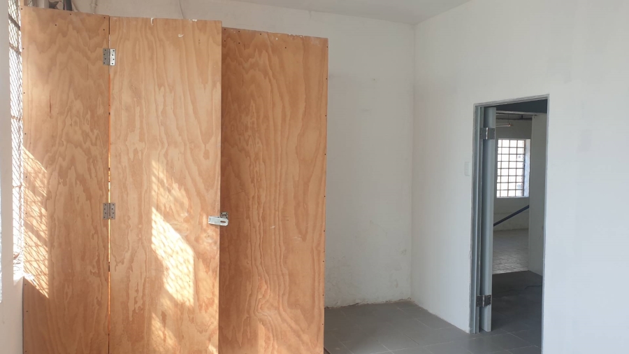 To Let Commercial Property for Rent in Salt River Western Cape